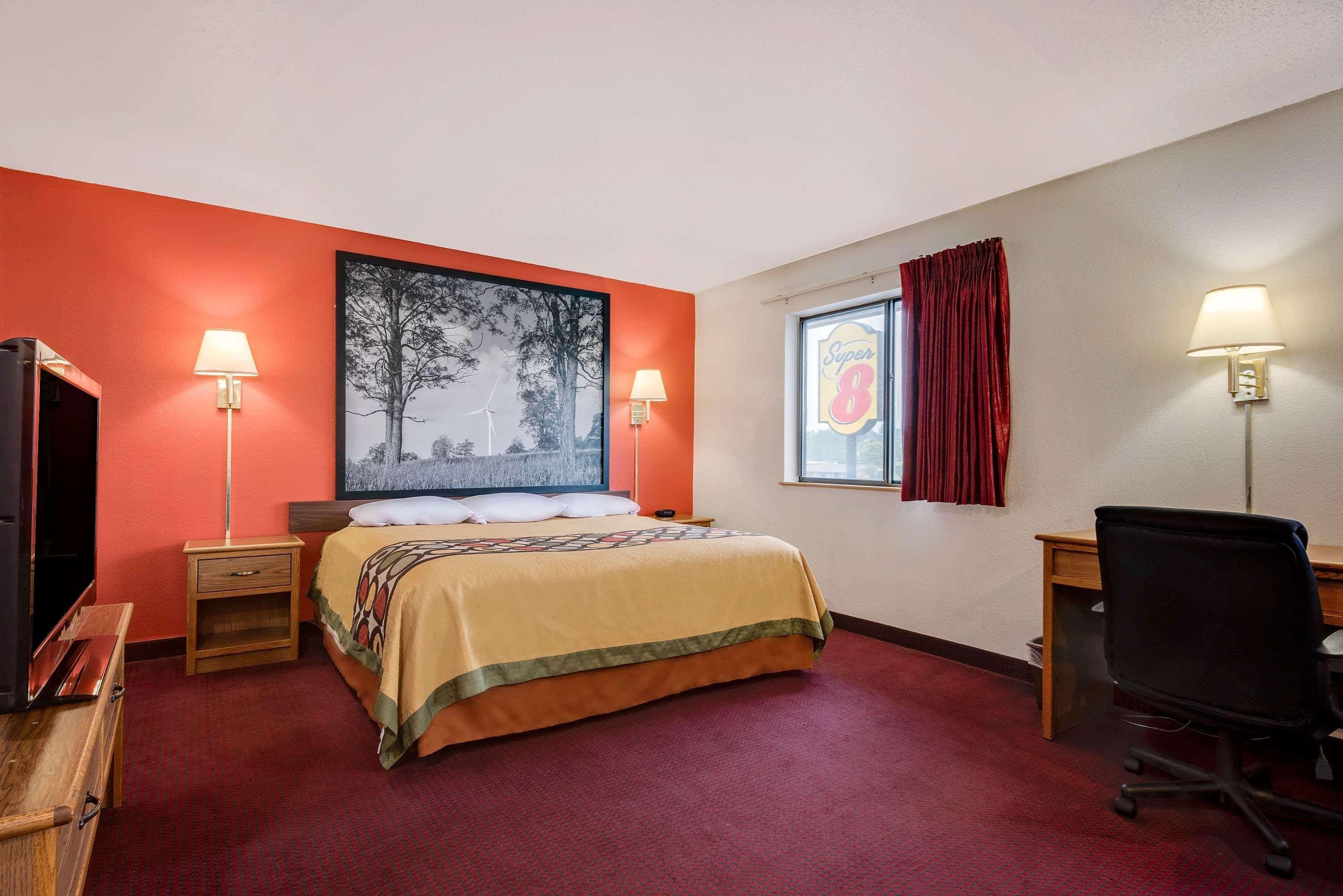 Super 8 Martinsburg Hotel Buitenkant foto